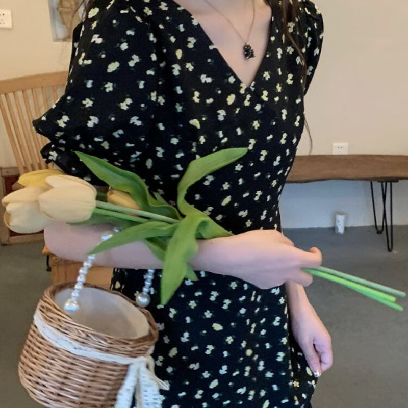 Floral Elegant Summer Dress for Women, V-Neck Side-Slit Dress, Korean Harajuku Streetwear for Holiday & Leisure Chic